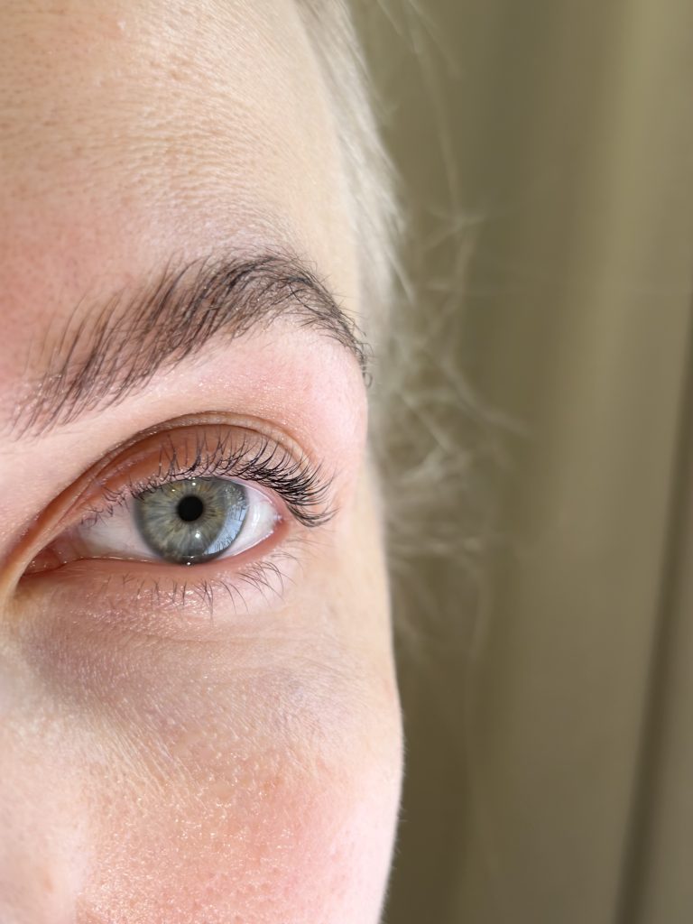 Ripsien kestotaivutus lash lift marijella helsinki