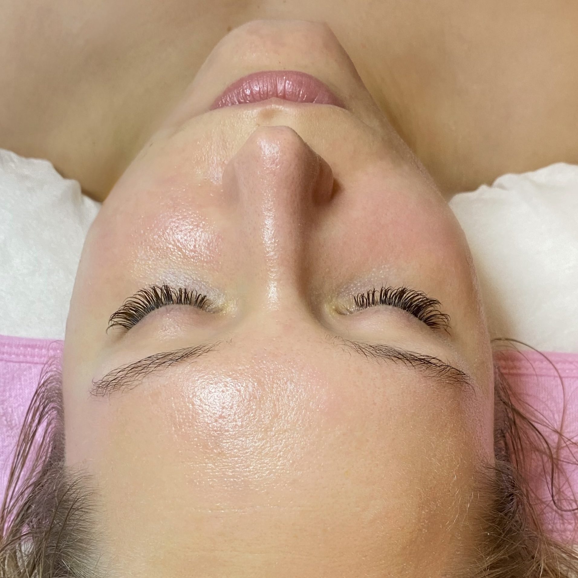 syväpuhdistava kasvohoito tulos puhdas ja kirkas iho